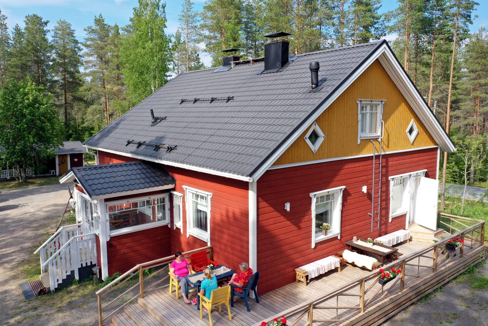 Karkausmäen Kammari 