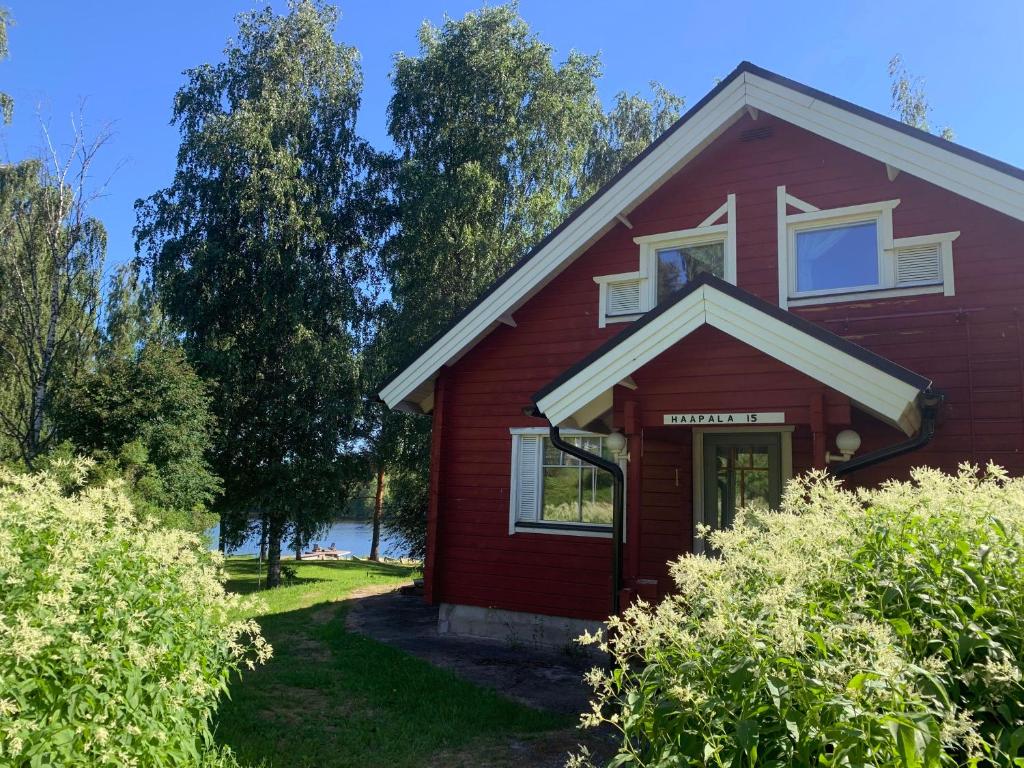 Tahkon Riihiranta - punainen